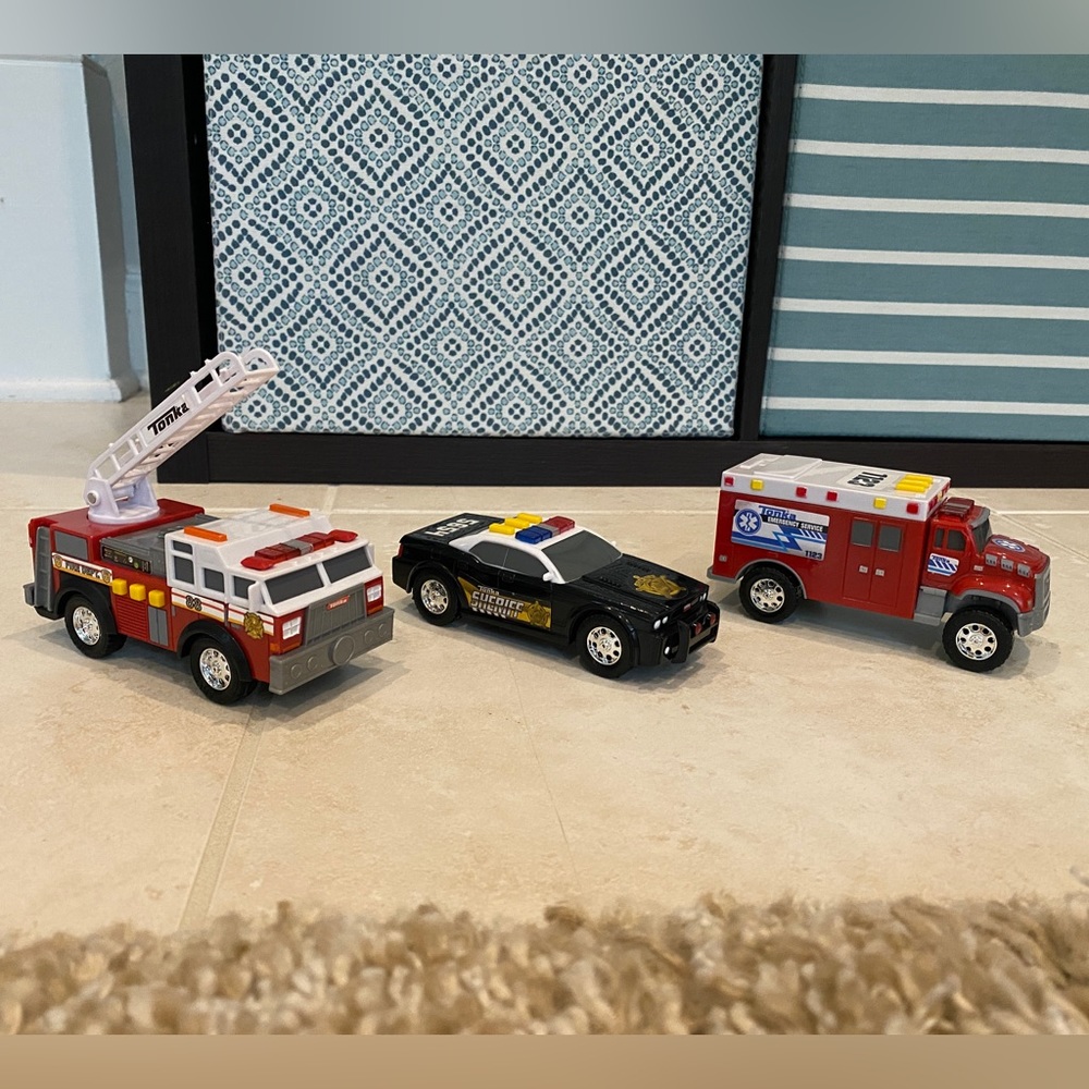 Set of Three Tonka Battery Powered First Responder Vehicles